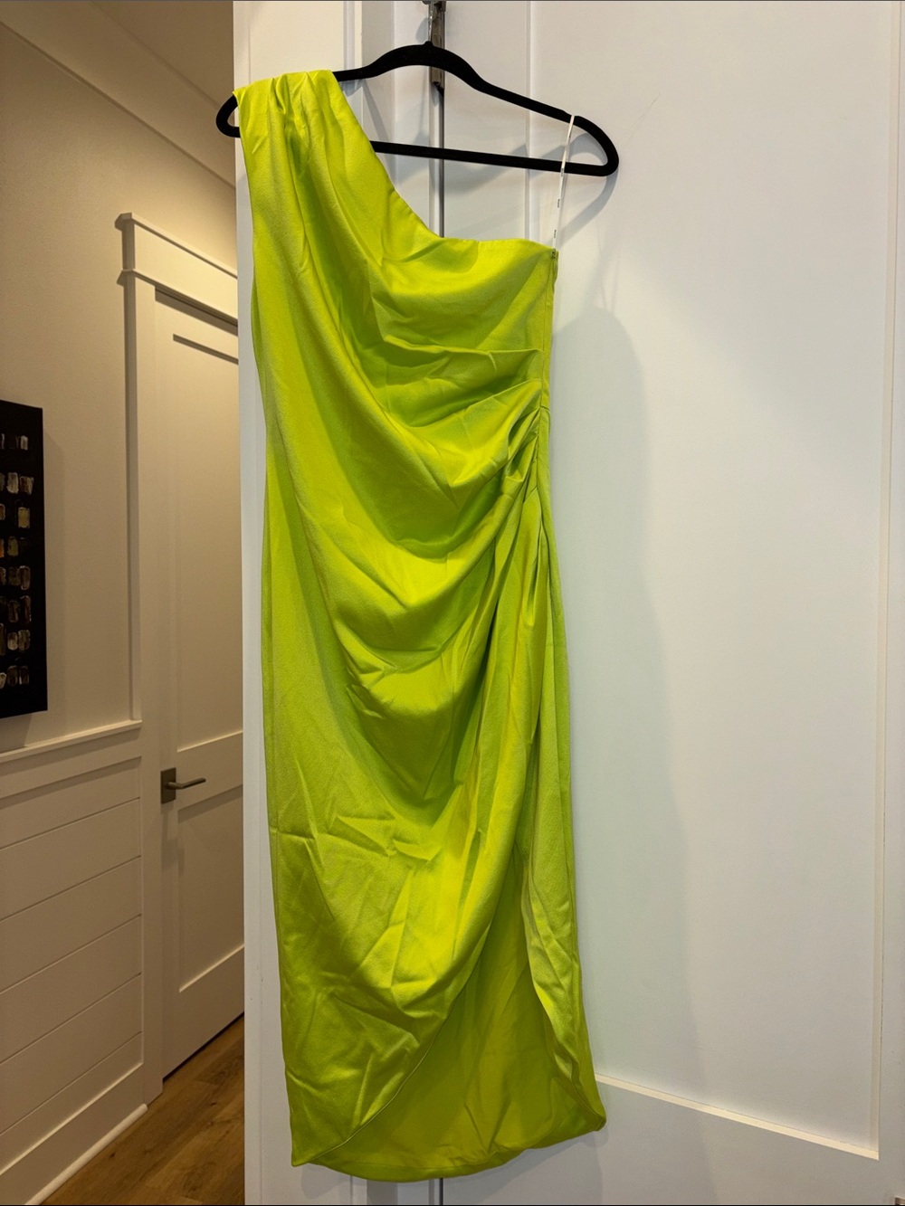 Elliatt Cassini One-Shoulder Dress Cocktail Party Medium Excellent Condition! - Picture 3 of 5